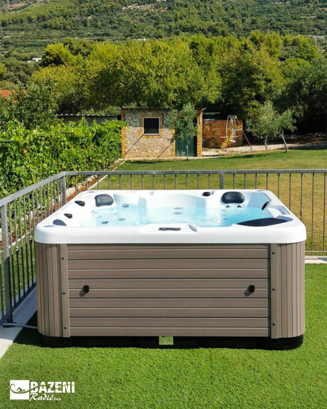 Home Away From Home With Outdoor Pool, Botanical Garden And A Beautiful Sea View Kaštela Eksteriør billede