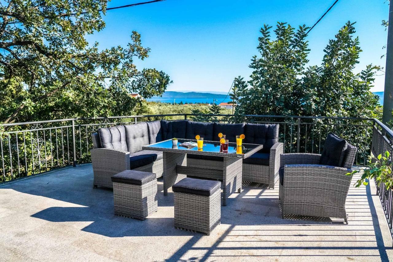 Home Away From Home With Outdoor Pool, Botanical Garden And A Beautiful Sea View Kaštela Eksteriør billede